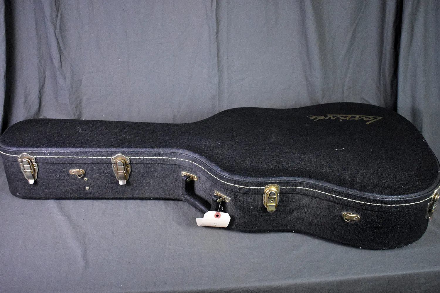 1998 Larrivée  C-10 with pickup