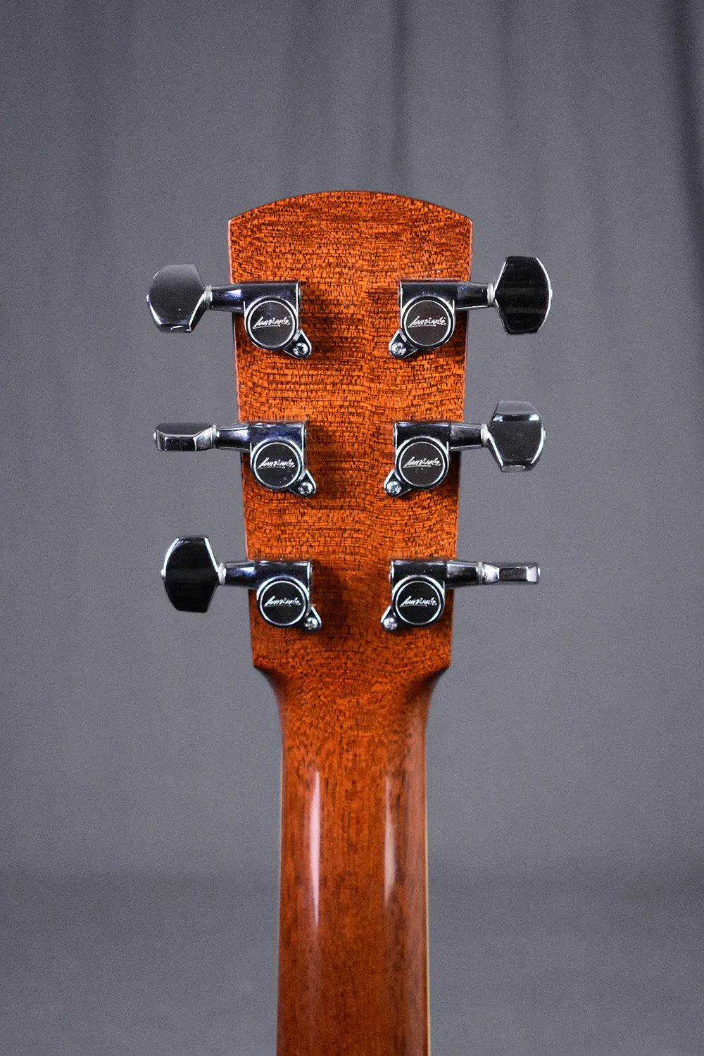 1998 Larrivée  C-10 with pickup