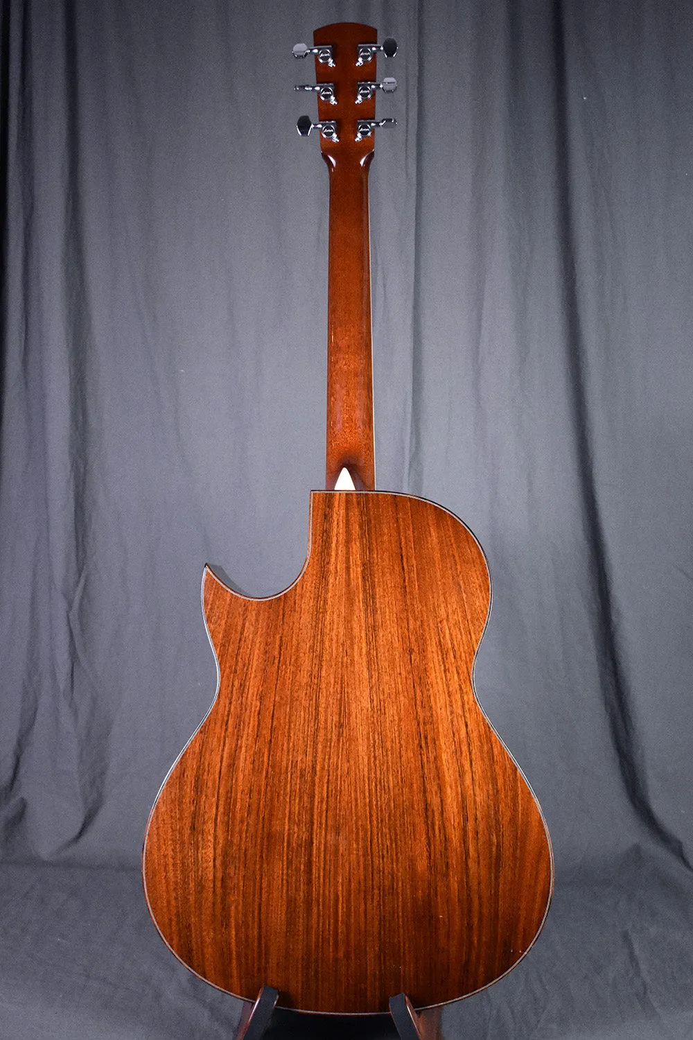 1998 Larrivée  C-10 with pickup
