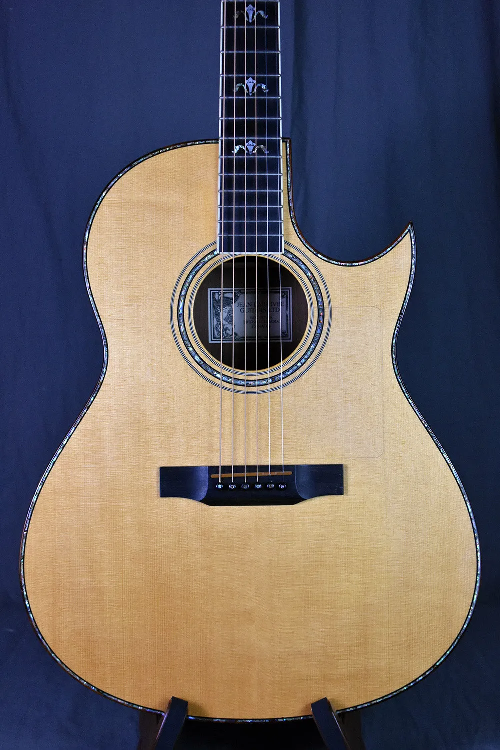 1998 Larrivée  C-10 with pickup