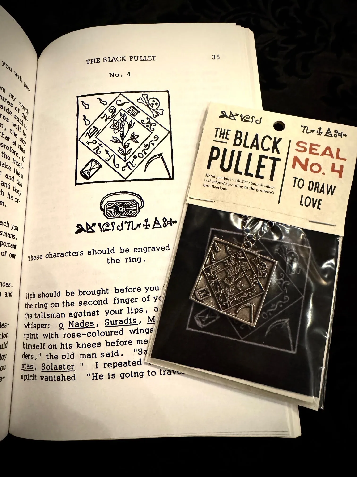 Black Pullet Seal No. 4 Medallion and Patch
