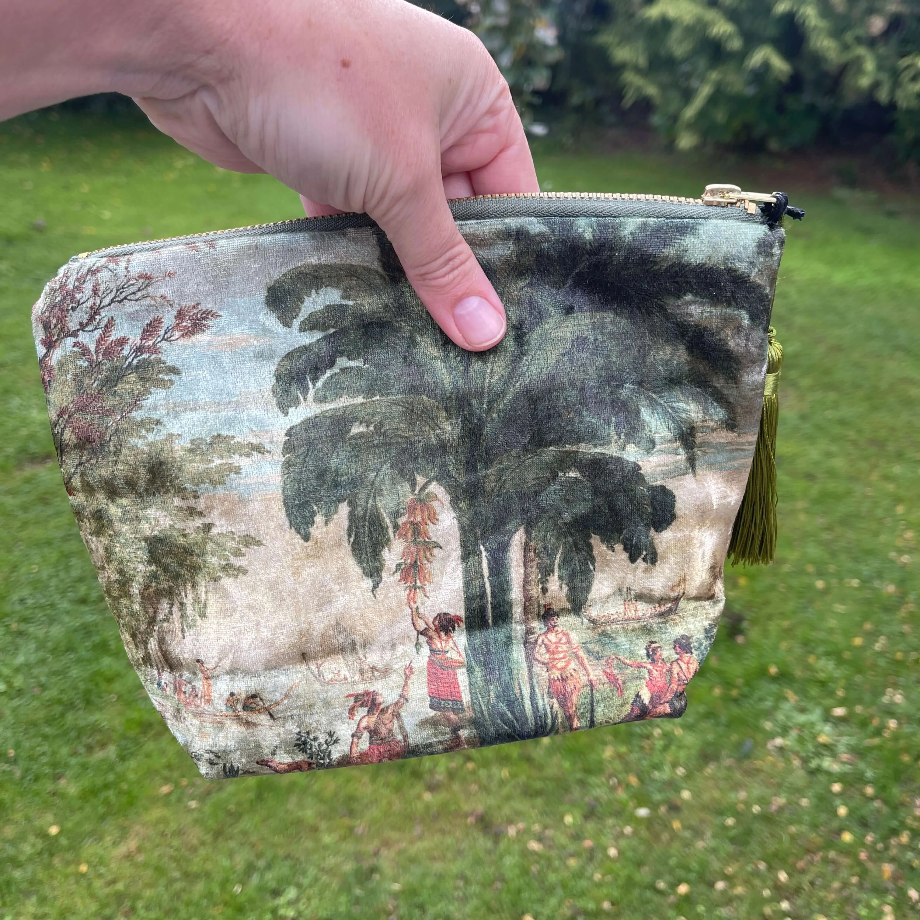 Dufour Pacifique Velvet Cosmetic Bag