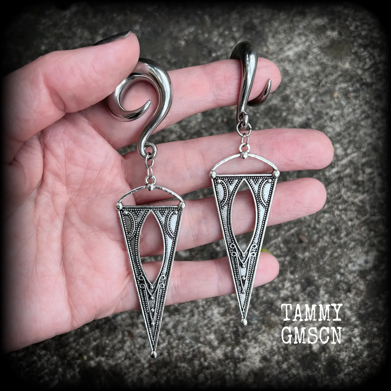 Gothic triangle gauged earrings-Boho ear gauges