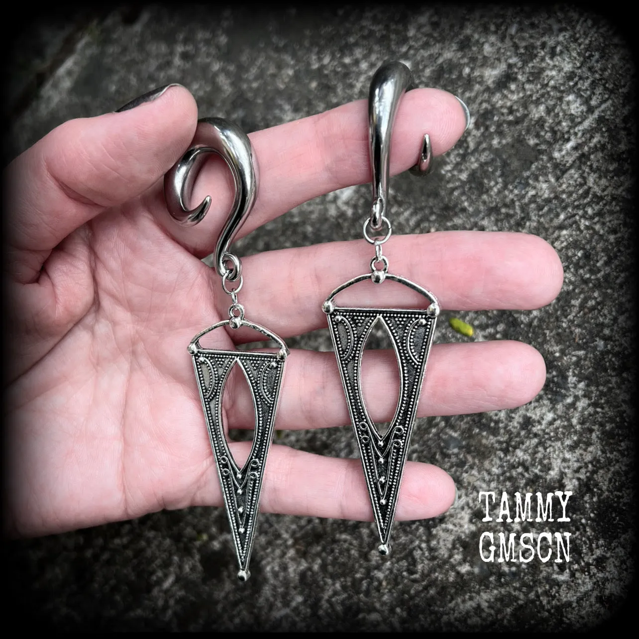Gothic triangle gauged earrings-Boho ear gauges