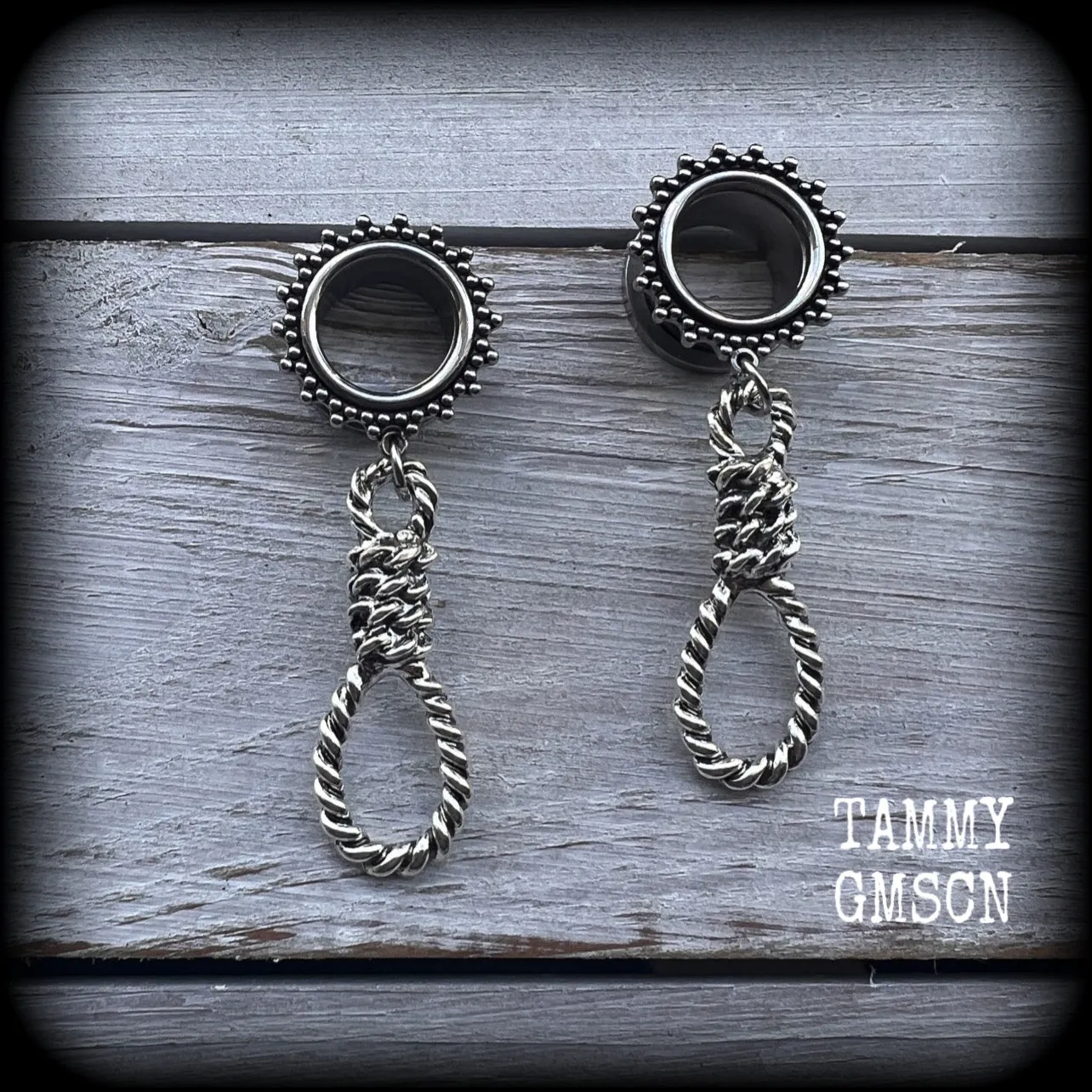 Hangmans noose earrings-Slipknot-Halloween tunnels