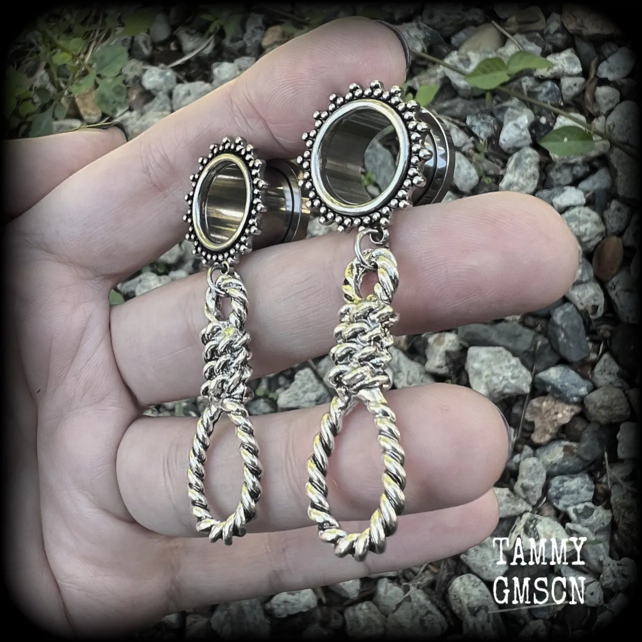 Hangmans noose earrings-Slipknot-Halloween tunnels