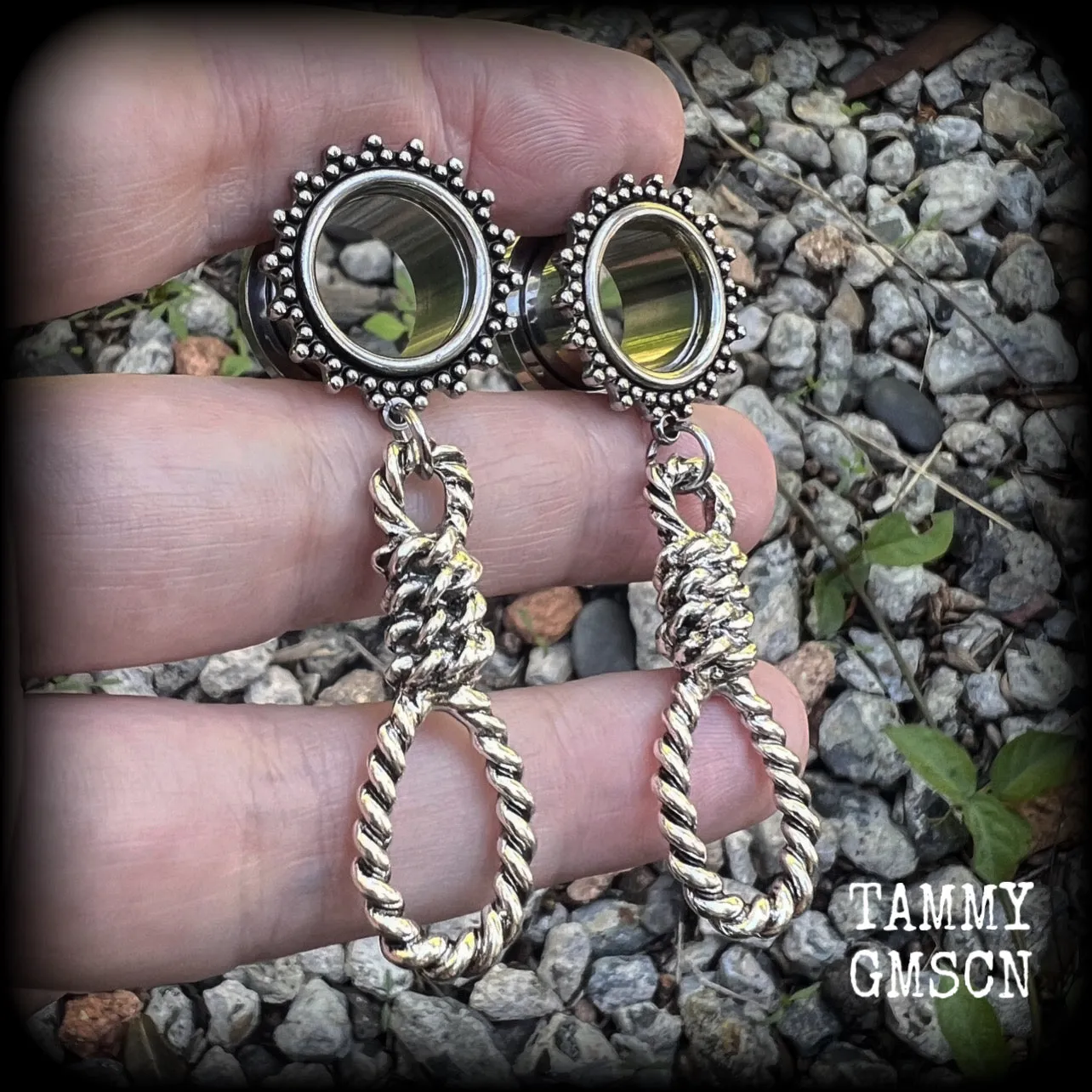 Hangmans noose earrings-Slipknot-Halloween tunnels