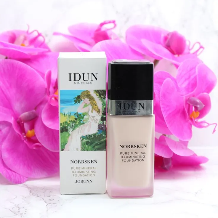 IDUN Minerals Norrsken Longwear Liquid Foundation with Poreless, Luminous Coverage, Dewey, Glowing Finish, Vegan, Cruelty and Silicone Free Makeup