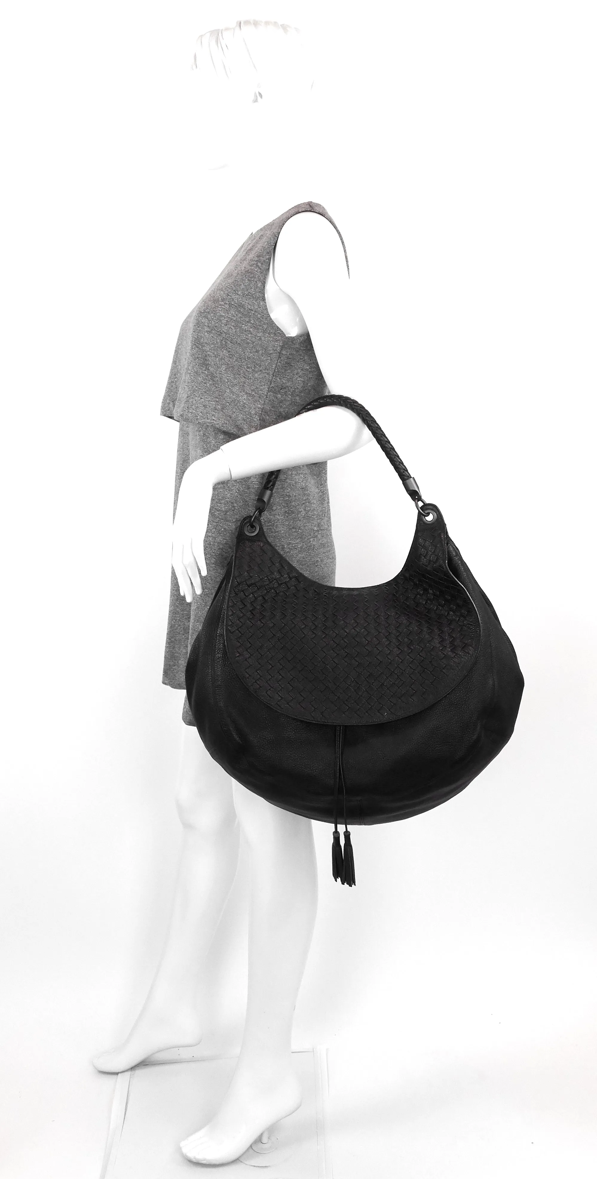 Intrecciato Cervo Leather Flap Bag
