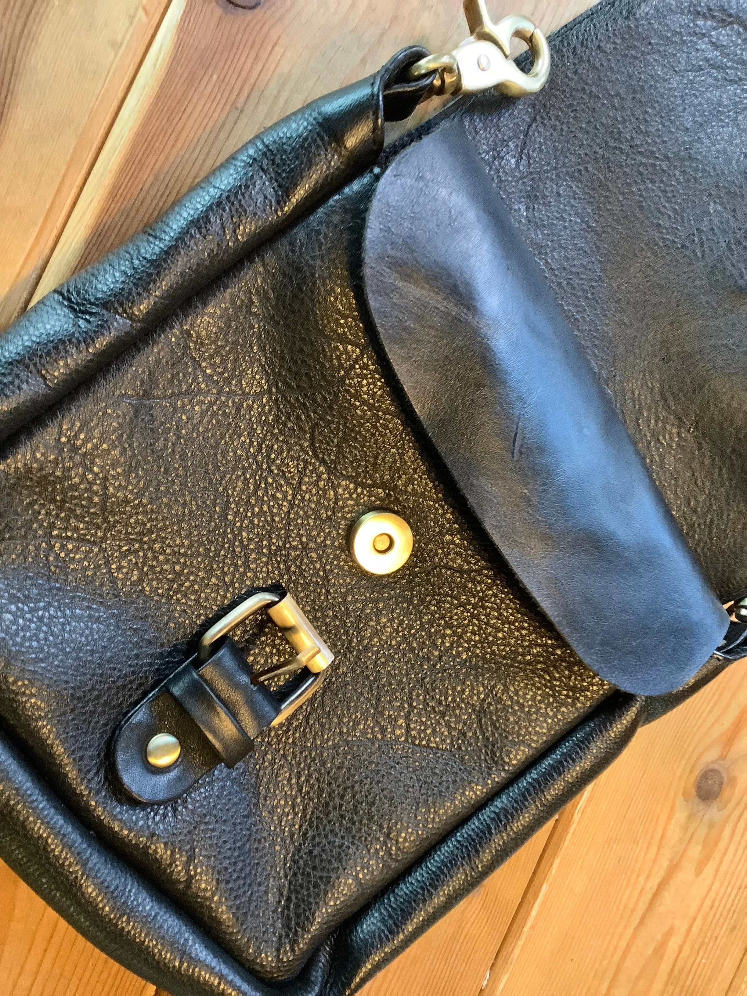 Leather Hip Pouch -  Vickers - Black