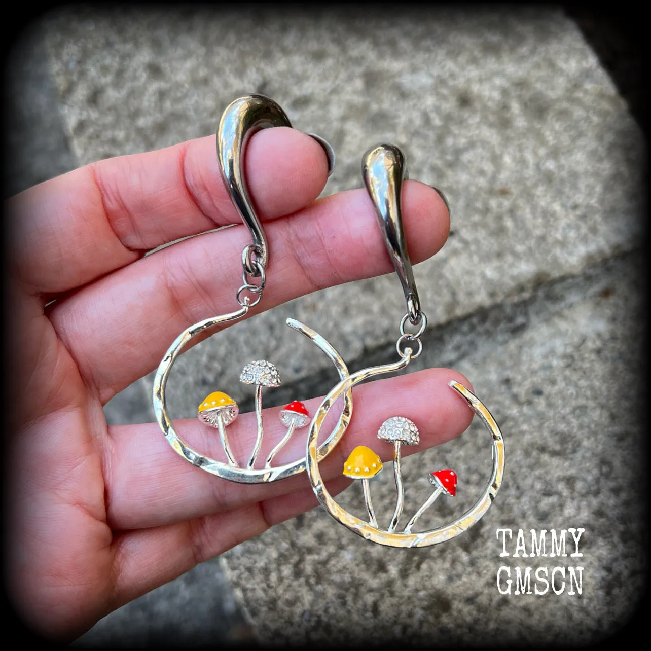 Mushroom ear gauges-Gauged earrings