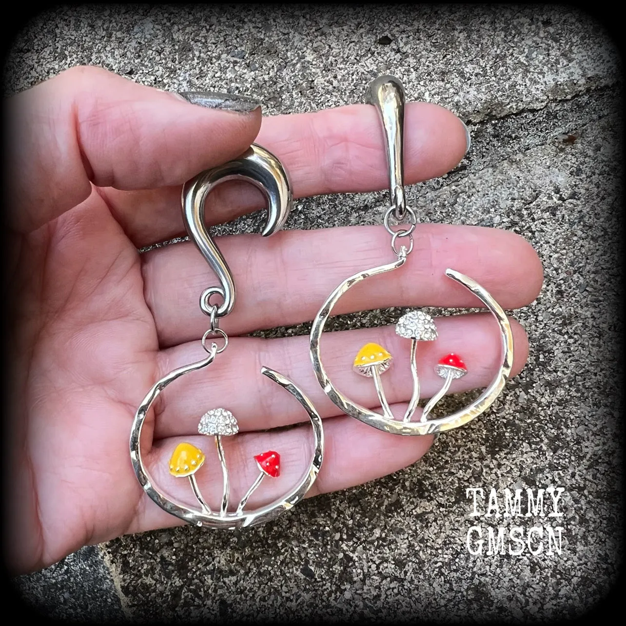 Mushroom ear gauges-Gauged earrings