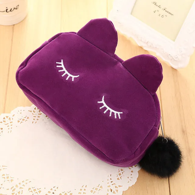New 2017 Women Cartoon Minions Zipper Plush Makeup bag Girl Cute Cosmetic Bag travel Storage Bags Make Up Organizer