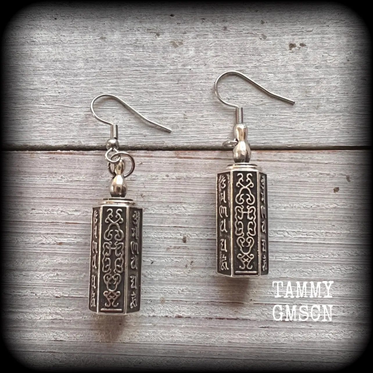 Pet ashes urn earrings-Pet memorial jewelry