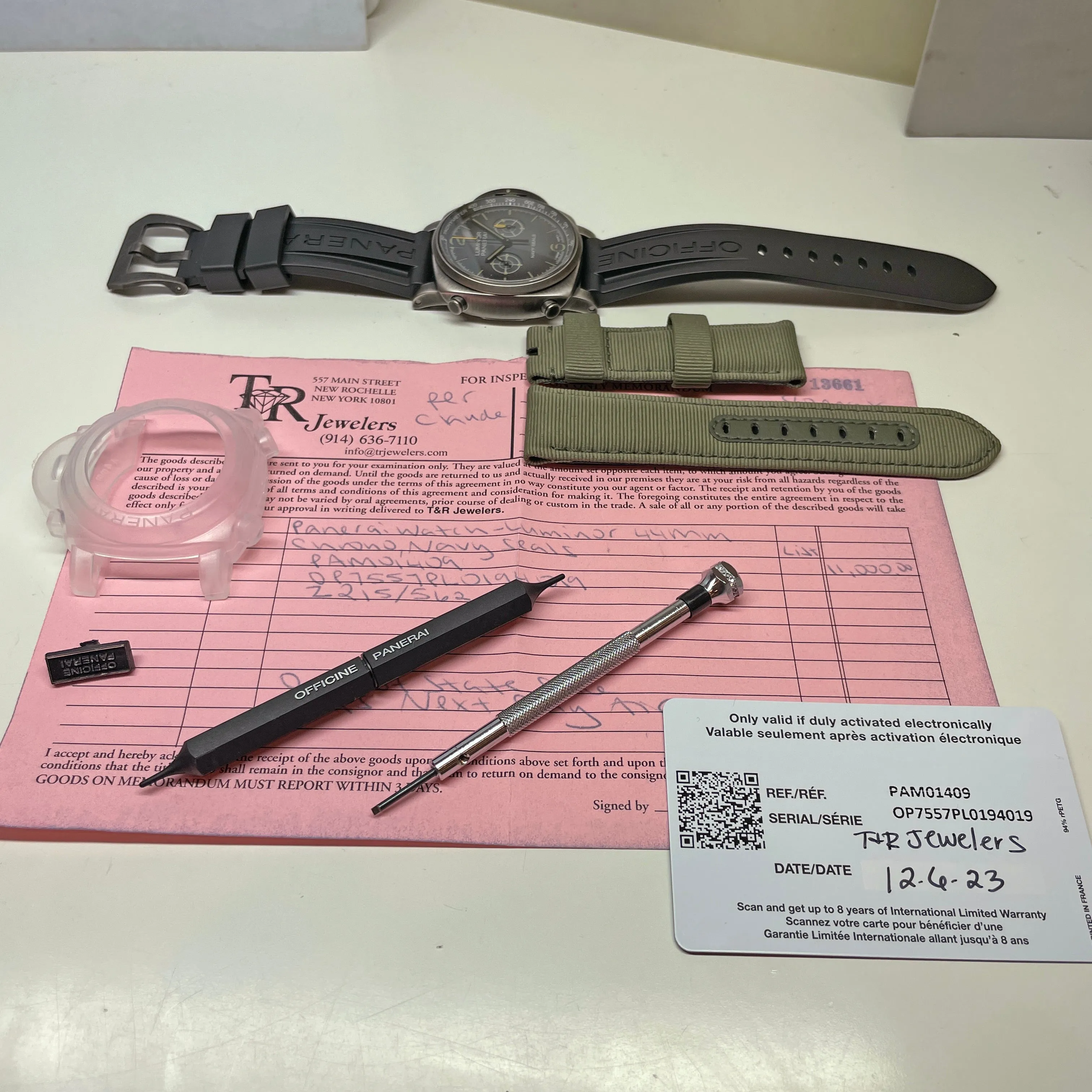 Pre-owned Panerai Luminor Chrono Navy SEALs PAM01409 Green Watch 44mm