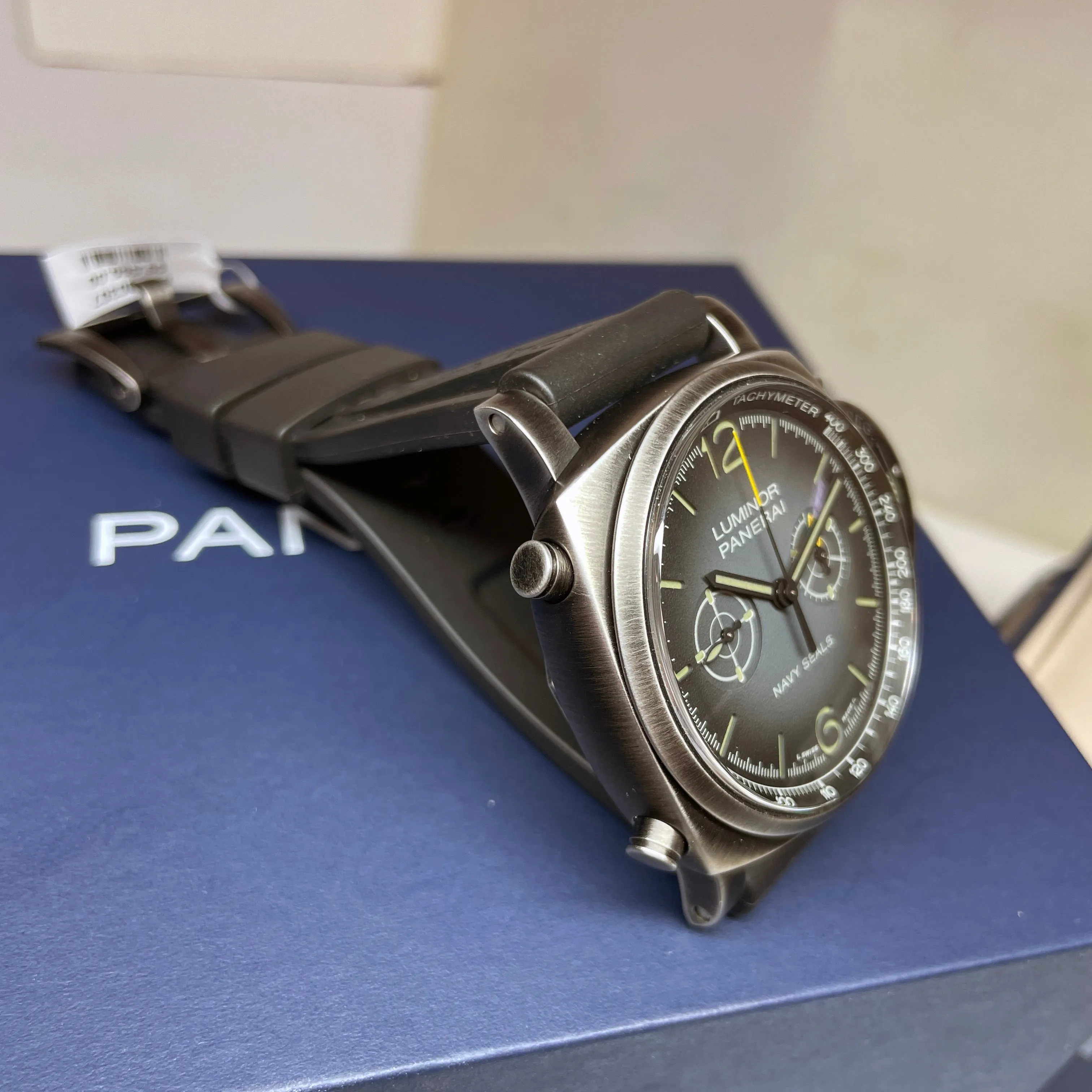 Pre-owned Panerai Luminor Chrono Navy SEALs PAM01409 Green Watch 44mm