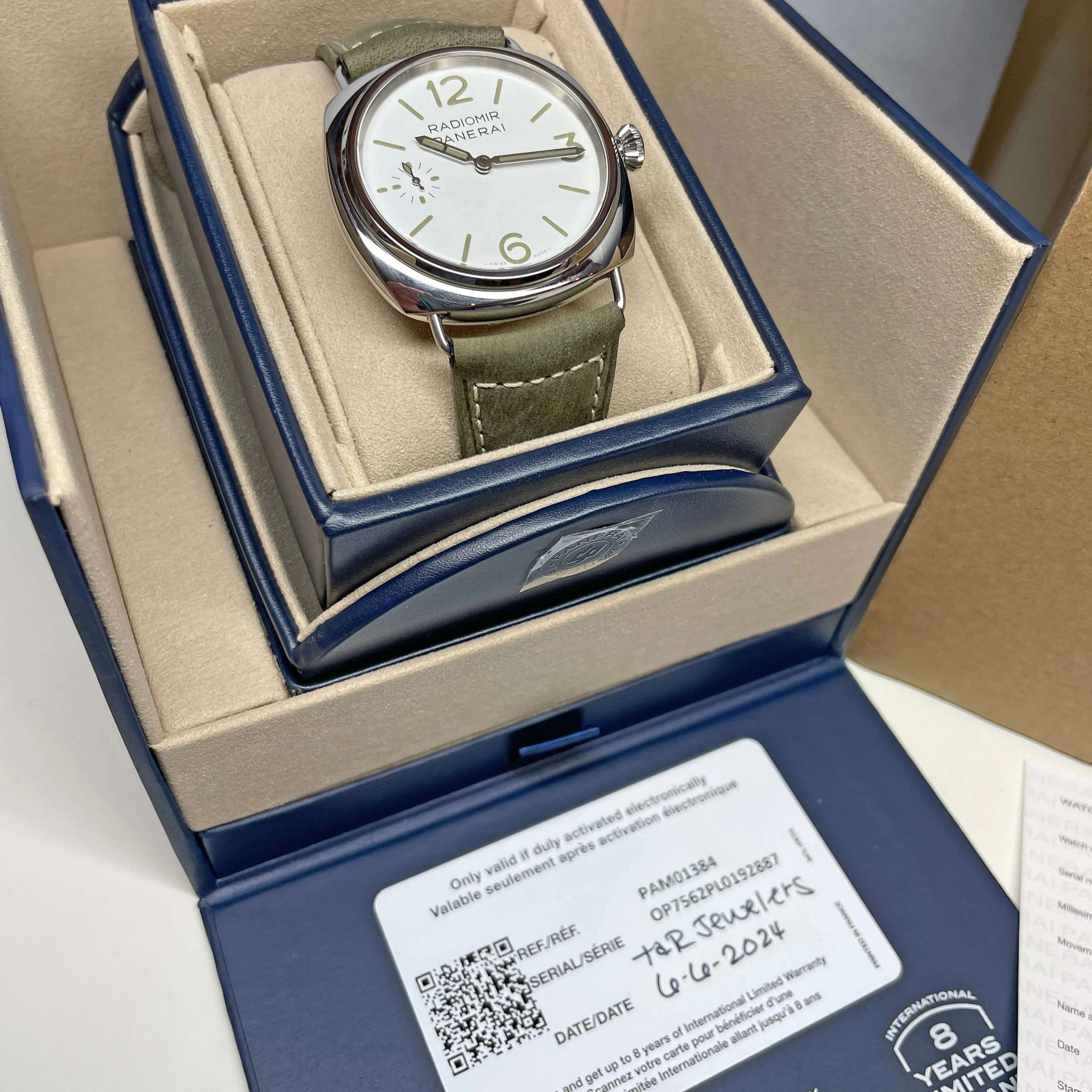 Pre-owned Panerai Radiomir Officine White Green PAM01384 45mm