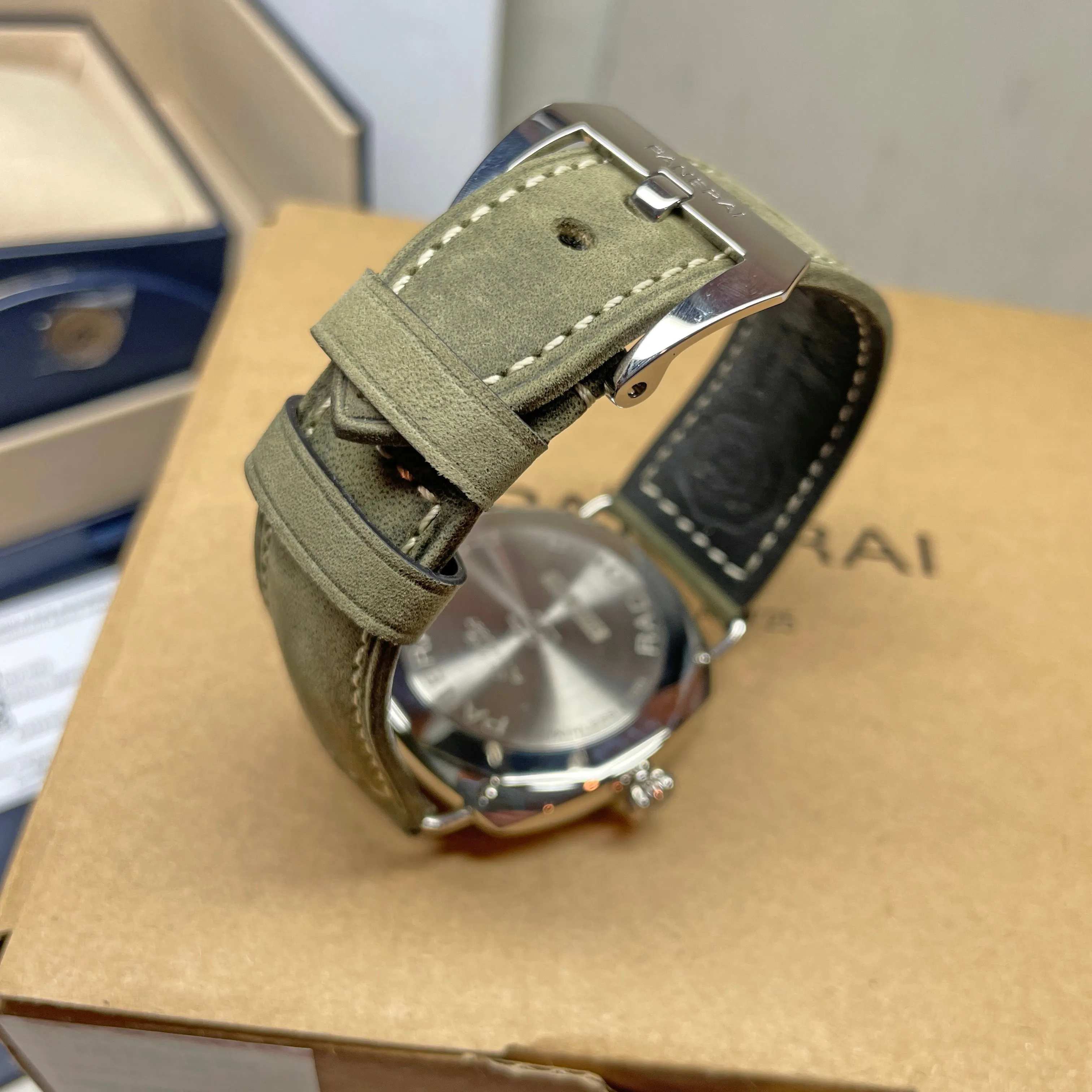 Pre-owned Panerai Radiomir Officine White Green PAM01384 45mm