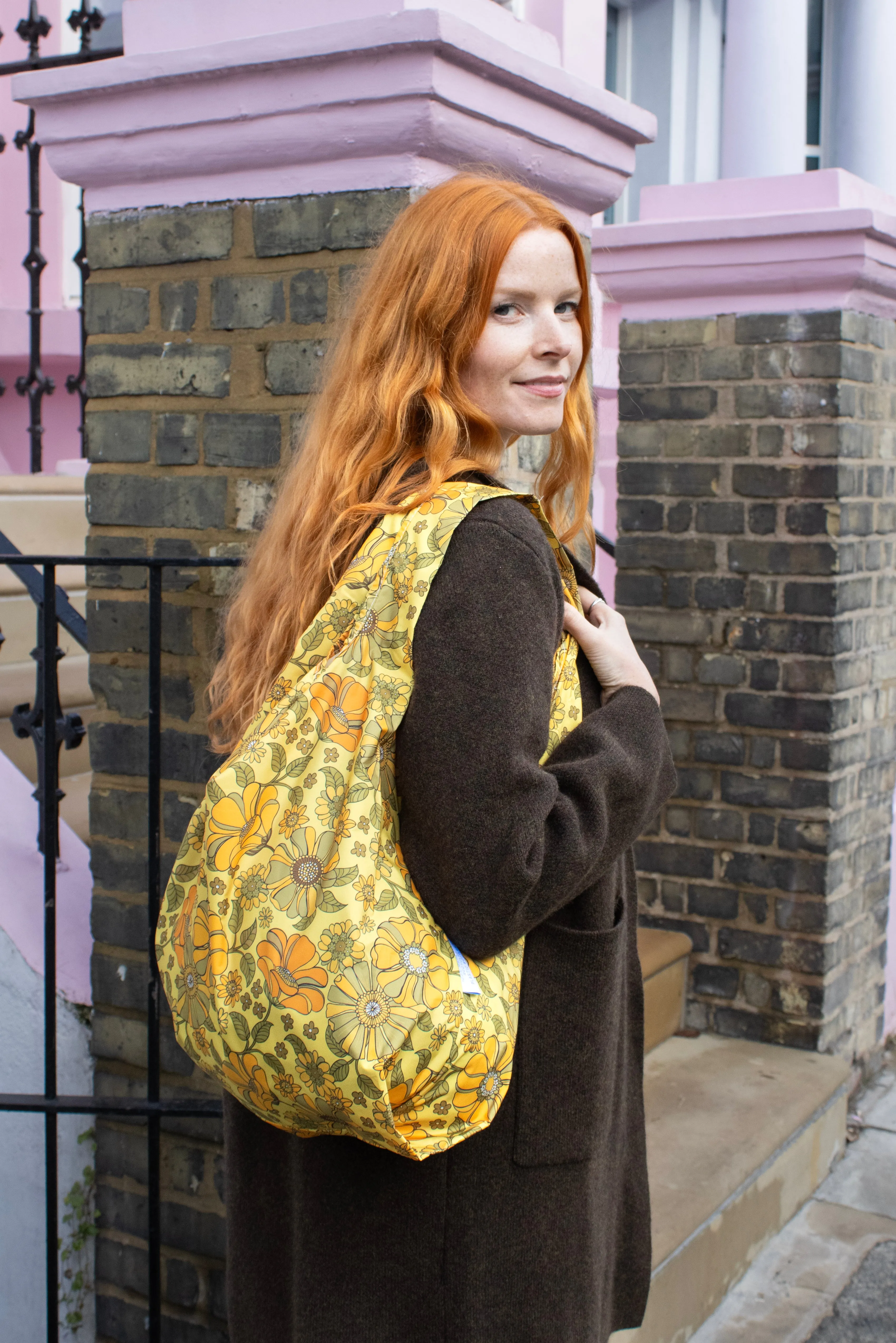 Retro Flowers | Medium Reusable Bag
