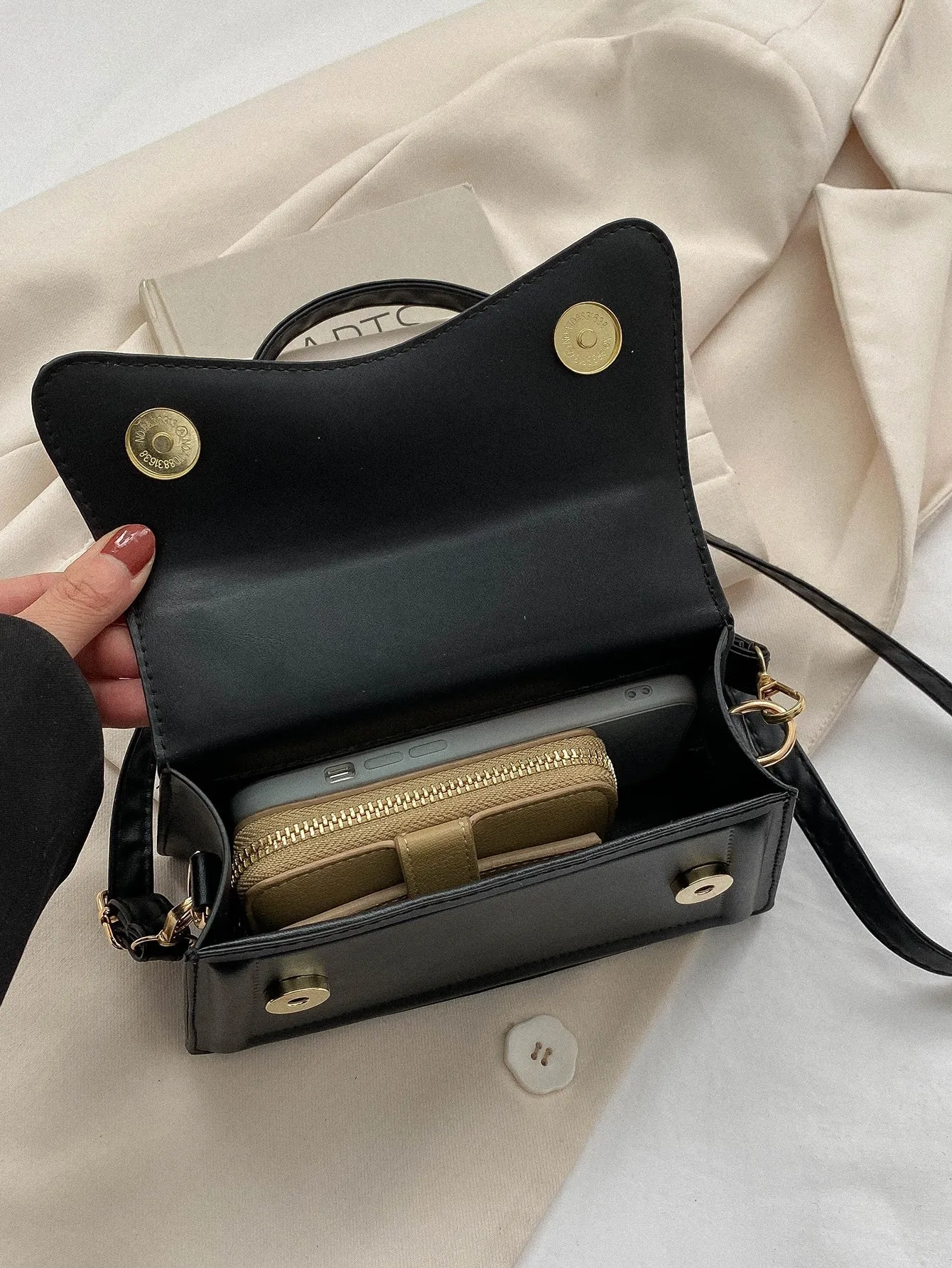 SHEIN Mini Square Bag Solid Black Top Handle Flap Design