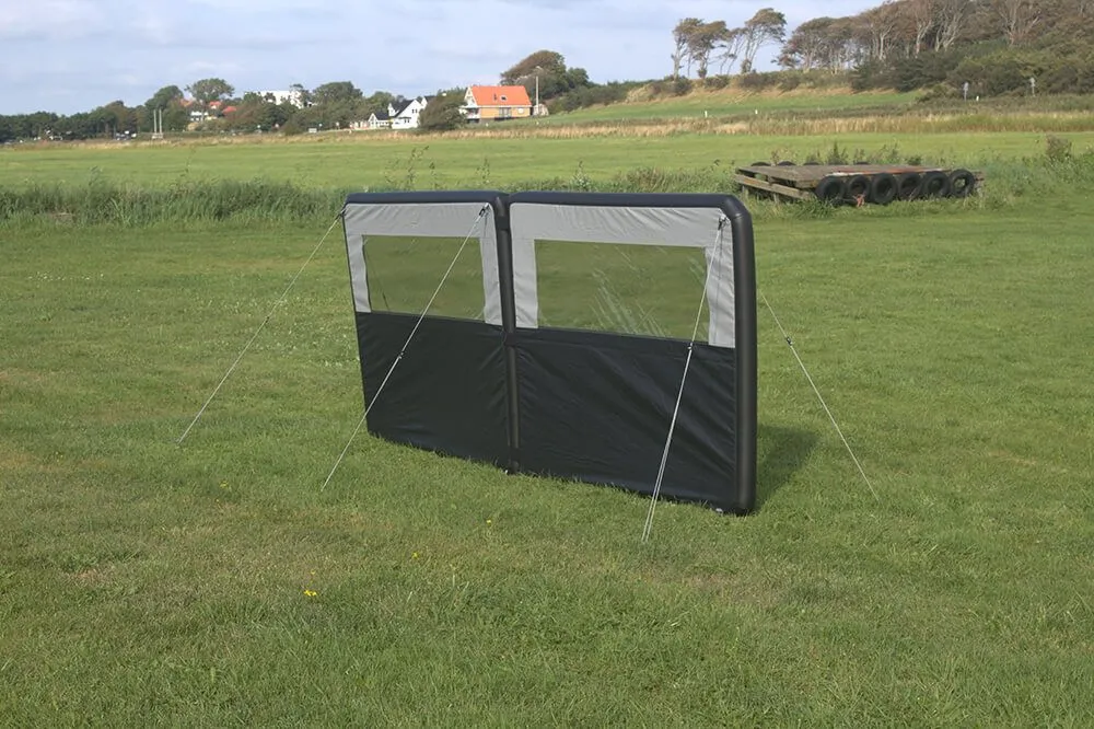 Telta Inflatable Windbreak